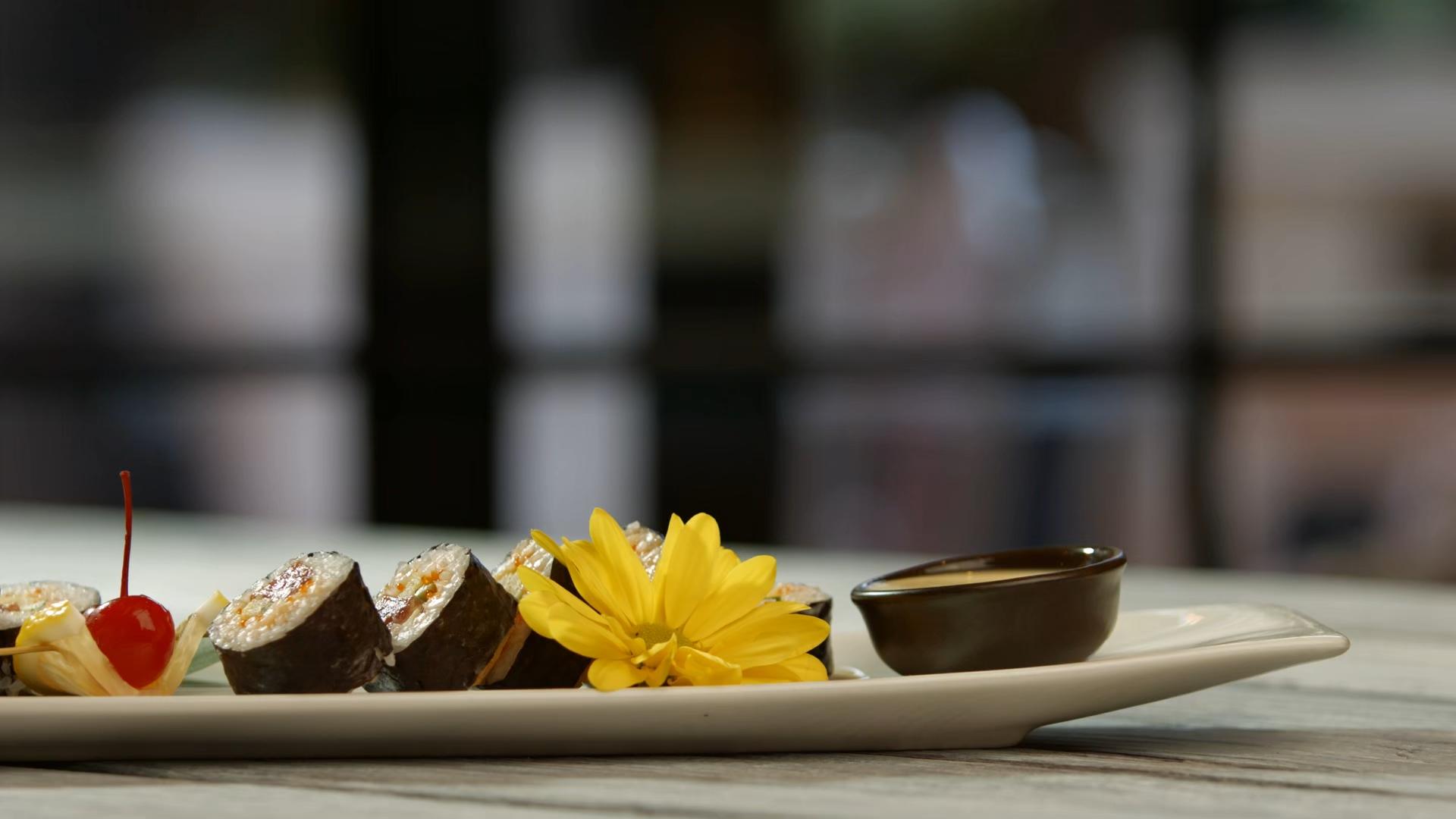 Vinami Vinami – Restaurant, Cafe & Bar